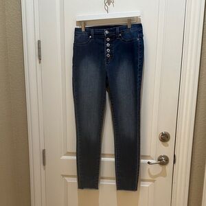 LILA RYAN High Rise button up 27 jeans with stretch! EUC
